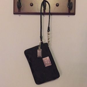 Coach Poppy Signature Small Wristlet